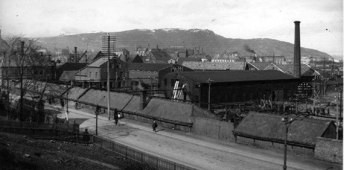 spinnehallen ved Bakke ca 1900